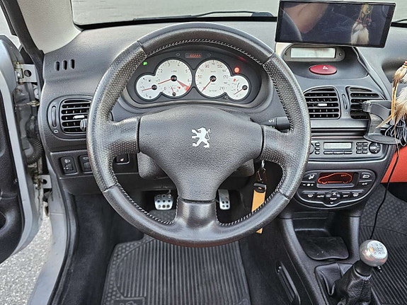 Peugeot 206 CC 6 of 6