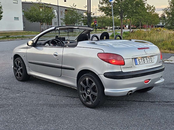 Peugeot 206 CC 5 of 6