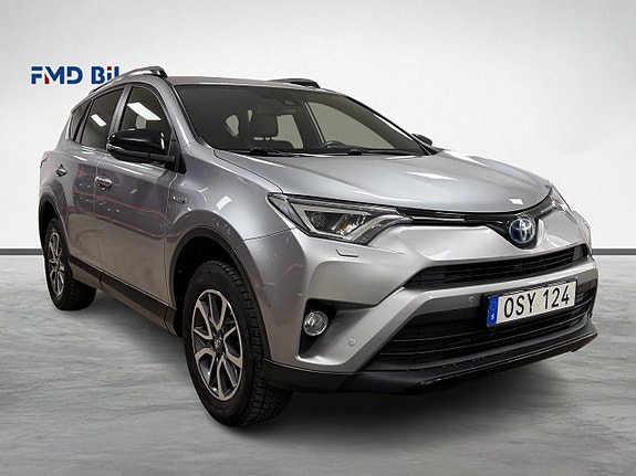 Toyota RAV4 4 of 20