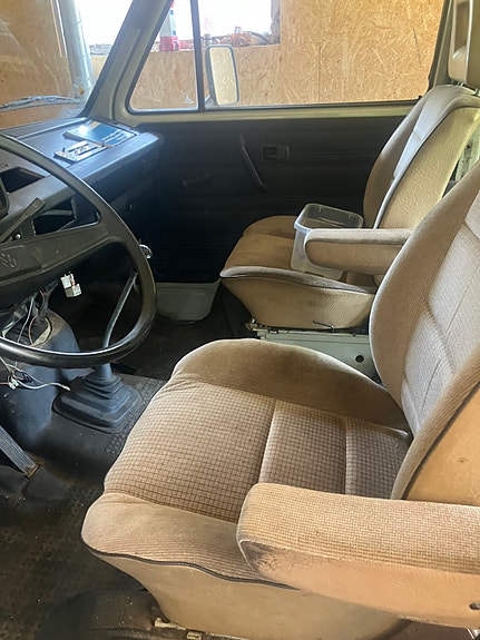 Volkswagen T3 2 of 3