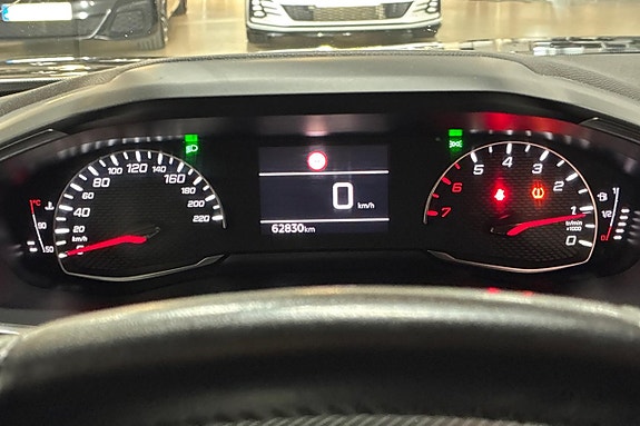 Peugeot 2008 17 of 20