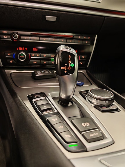 BMW 520d 13 of 18