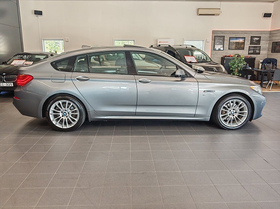 BMW 520d 2 of 18
