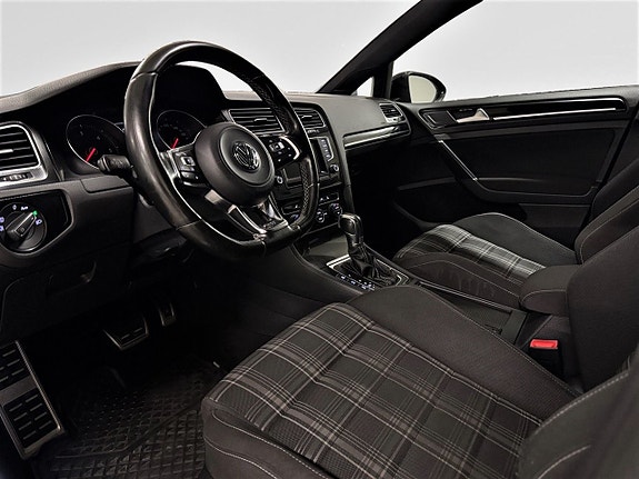 Volkswagen Golf I 8 of 19