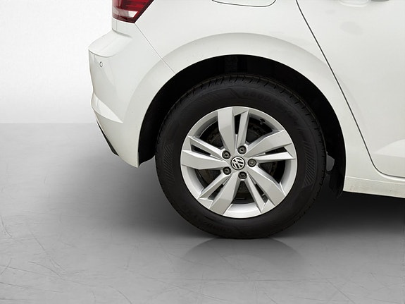 Volkswagen Polo 12 of 29