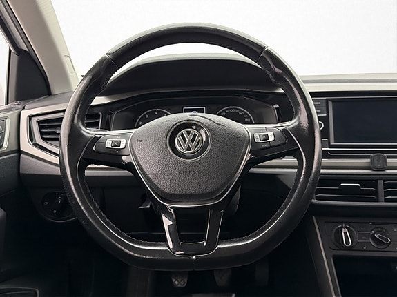 Volkswagen Polo 19 of 29