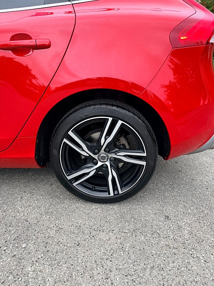 Volvo V40 6 of 6