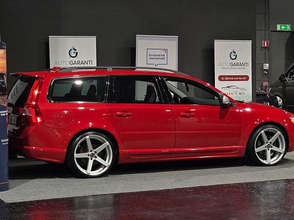 Volvo V70 4 of 14