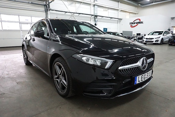 Mercedes-Benz A250 e 6 of 24