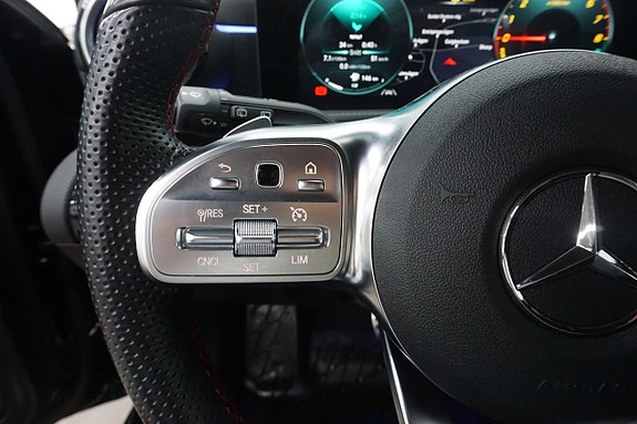 Mercedes-Benz A250 e 15 of 24