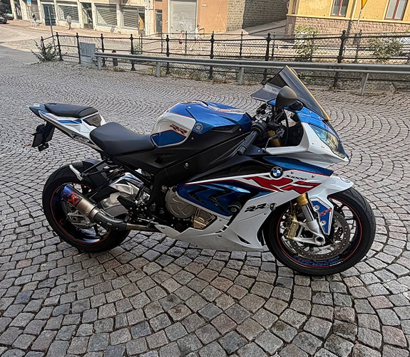 BMW S 1000 RR 3 of 7