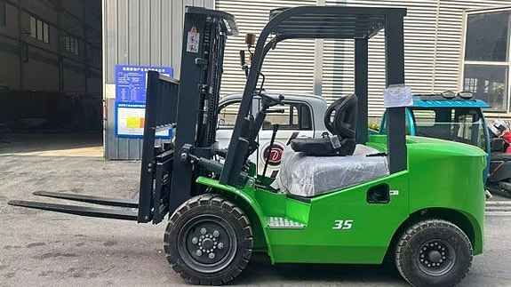 TRAKTORIA 5 TON ELEKTRISK TRUCK / 3 M LYFTHÖJD 9 of 12