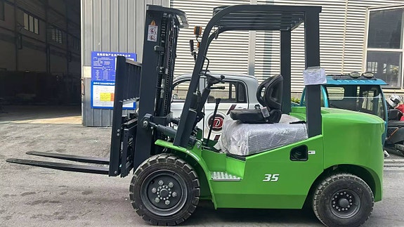 TRAKTORIA 5 TON ELEKTRISK TRUCK / 3 M LYFTHÖJD 10 of 12