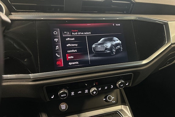 Audi Q3 21 of 25