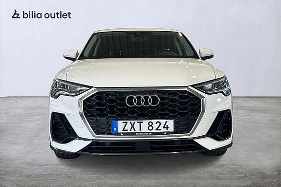 Audi Q3 3 of 25