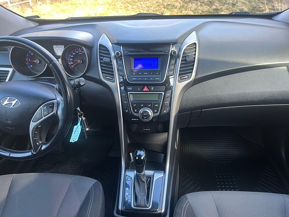 Hyundai i30 7 of 10