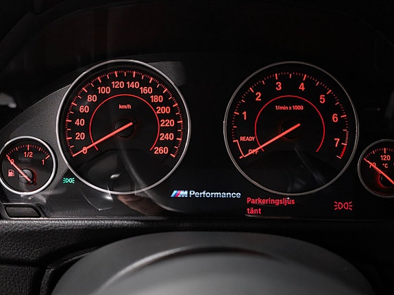BMW 330e 22 of 27