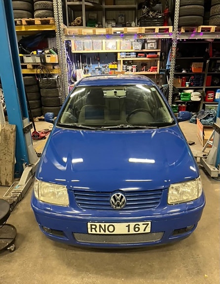 Volkswagen Polo 2 of 7