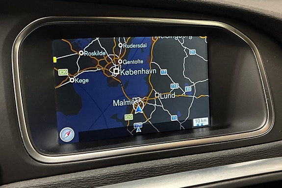 Volvo V40 18 of 21