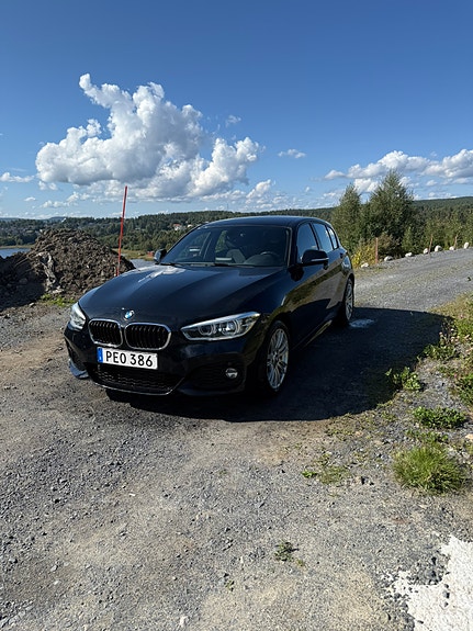 BMW 118d 2 of 15