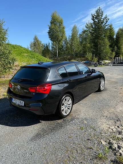 BMW 118d 5 of 15