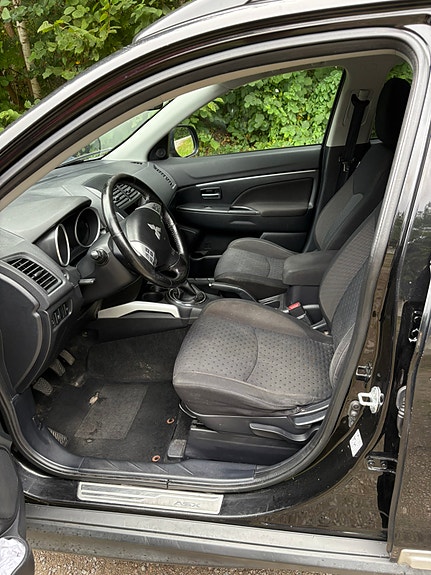 Mitsubishi ASX 3 of 6