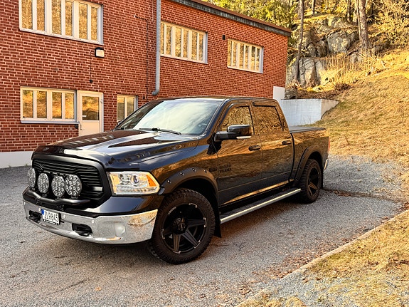 RAM 1500 3 of 5
