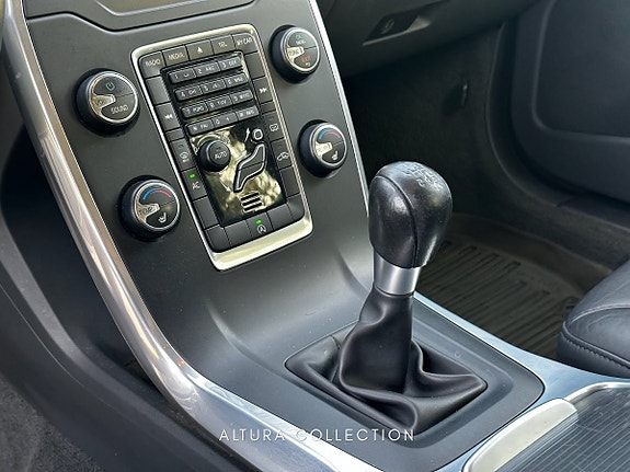 Volvo V70 9 of 11
