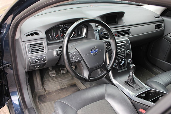 Volvo V70 9 of 10