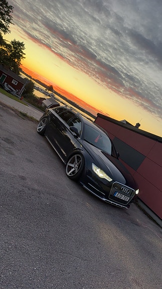 Audi A6 allroad 2 of 14