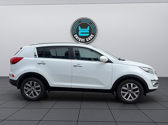 Kia Sportage 2 of 25