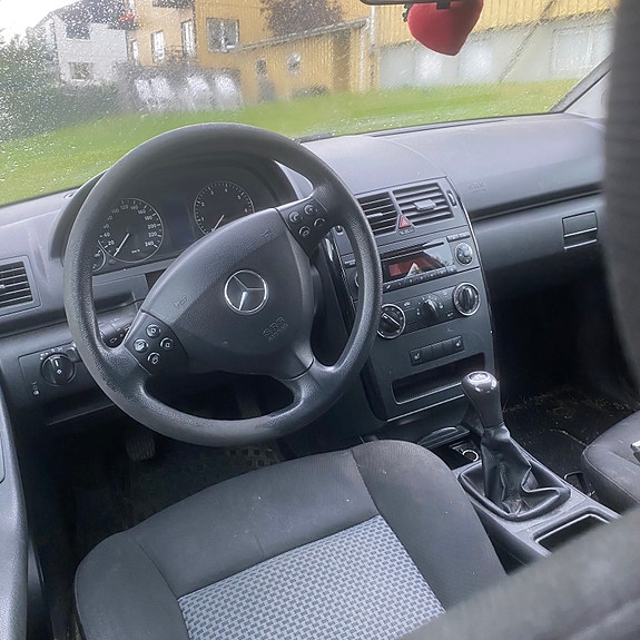 Mercedes-Benz A150 6 of 11