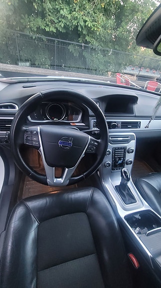 Volvo V70 6 of 14