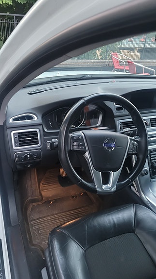 Volvo V70 14 of 14