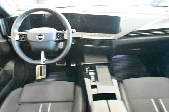 Opel Astra 10 of 23