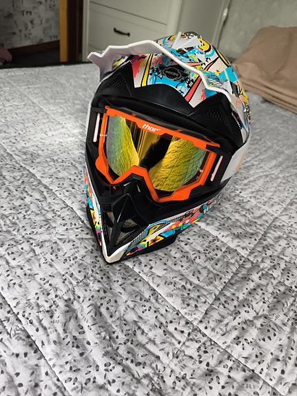 Product image 8 of 8