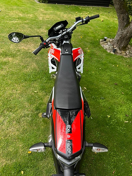 Aprilia SX 50 4 of 4