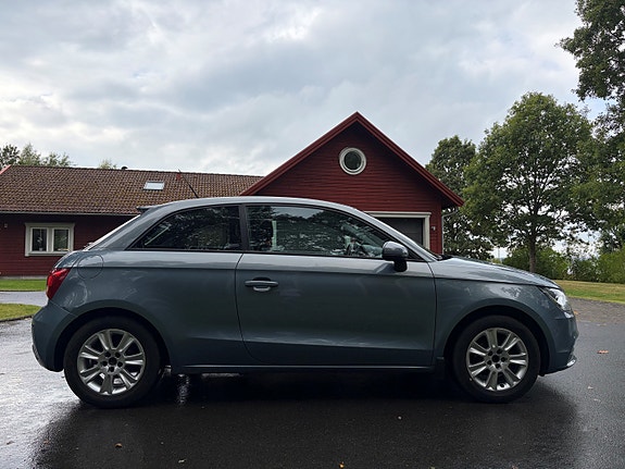 Audi A1 4 of 7