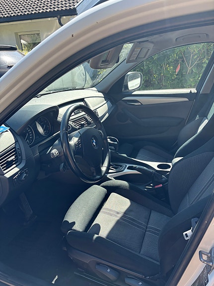 BMW X1 7 of 7