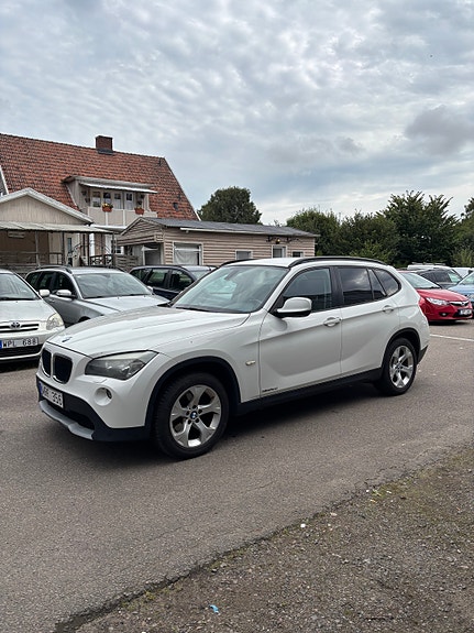 BMW X1 3 of 7