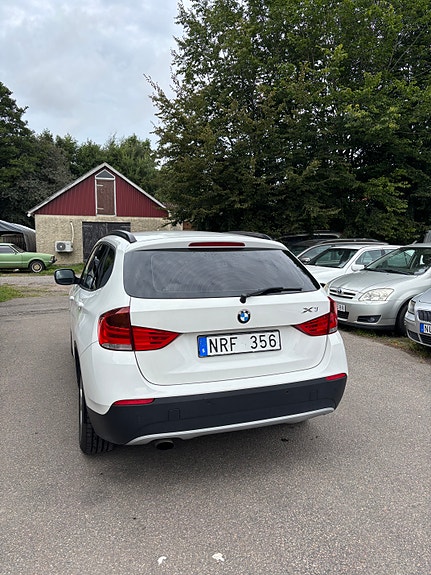 BMW X1 2 of 7