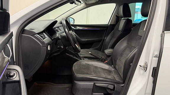Skoda Octavia Scout 22 of 26