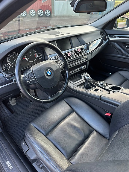 BMW 520d 5 of 11