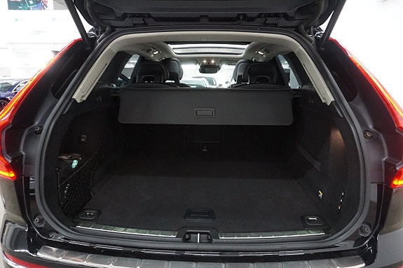 Volvo XC60 9 of 30