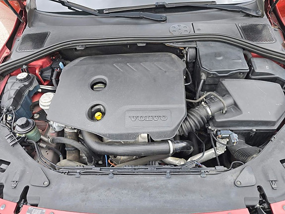 Volvo V60 9 of 27