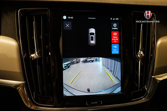 Volvo V90 Cross Country 13 of 16