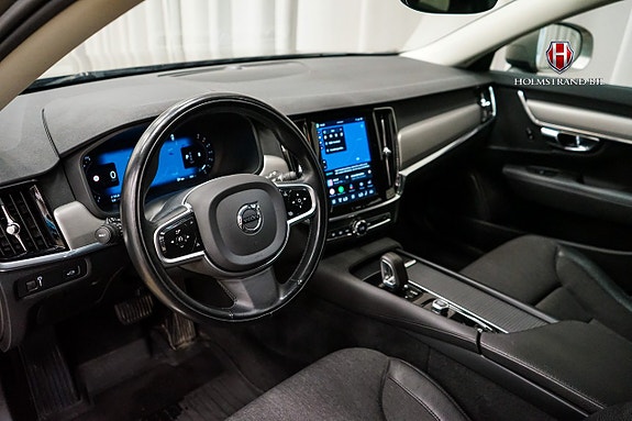 Volvo V90 Cross Country 5 of 16
