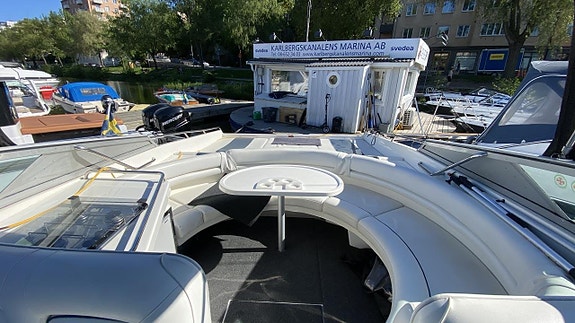 Sea Ray 37 SS med 2x V8 Diesel -90 inkl båtvagn HÖSTPRIS! 6 of 12