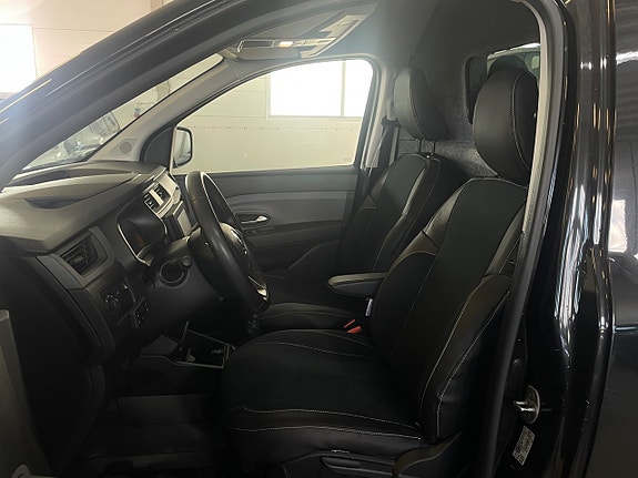 Renault Kangoo Express 13 of 25