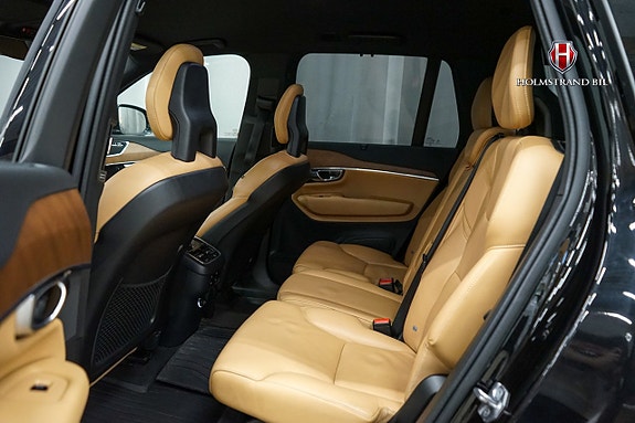 Volvo XC90 6 of 16